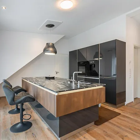 - Penthouse * Bad Dürrheim